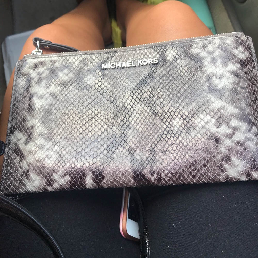 Michael Kors Wristlet